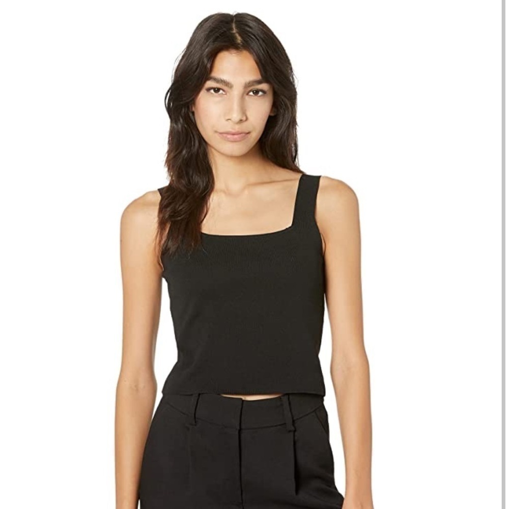 𝅺mng BELL TOP